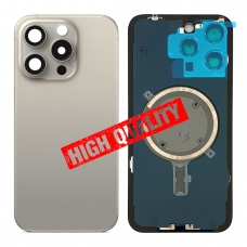 Tapa trasera con soporte tallada en frío integrado para iPhone 15 Pro Max titanio natural